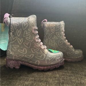 Brand new light up western Chief rain boots with laces.
